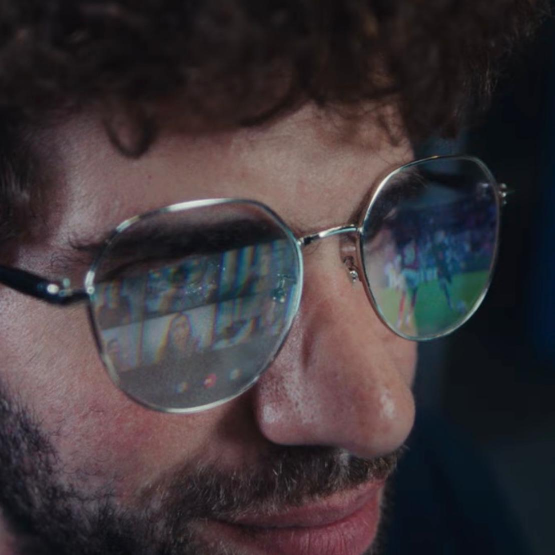 Heineken cria plugin para os olhos para torcedores assistirem jogos durante reuniões